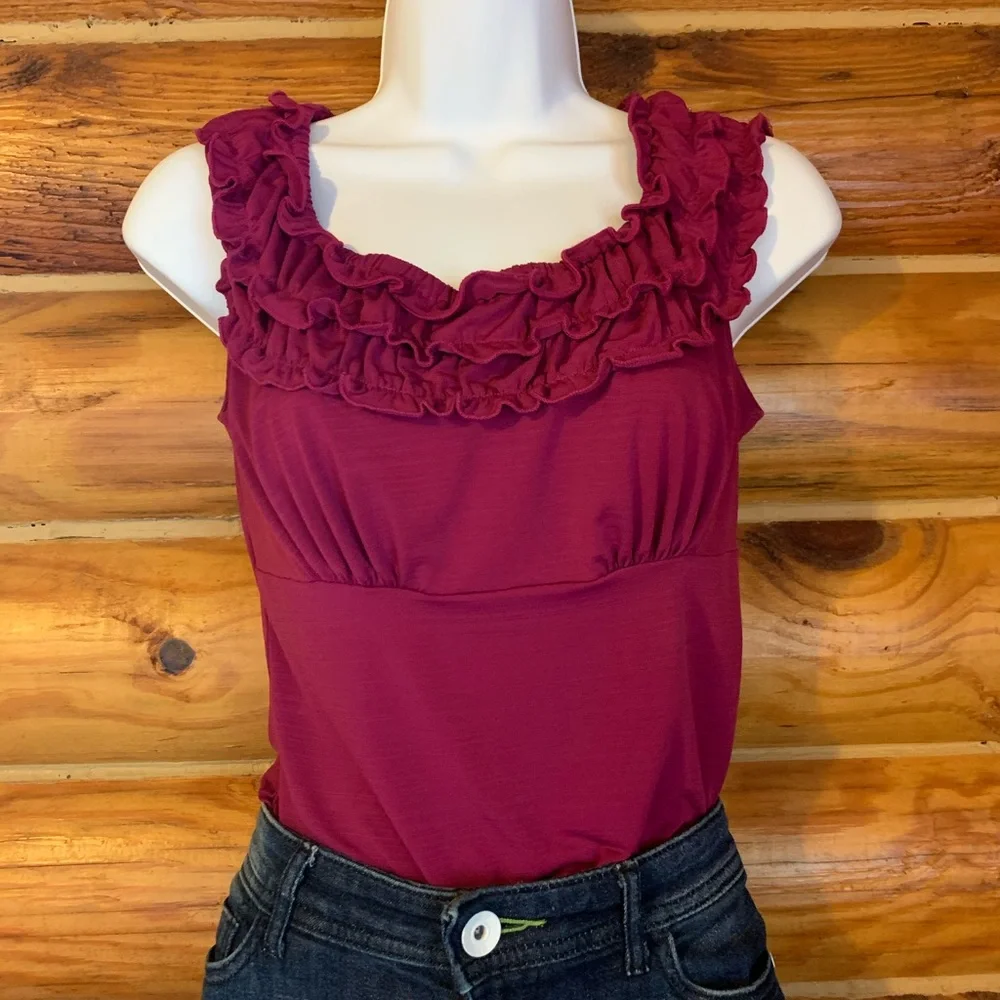 XOXO Magenta Purple Ruffle Blouse Business Office Wear Medium - Picture 6 of 7